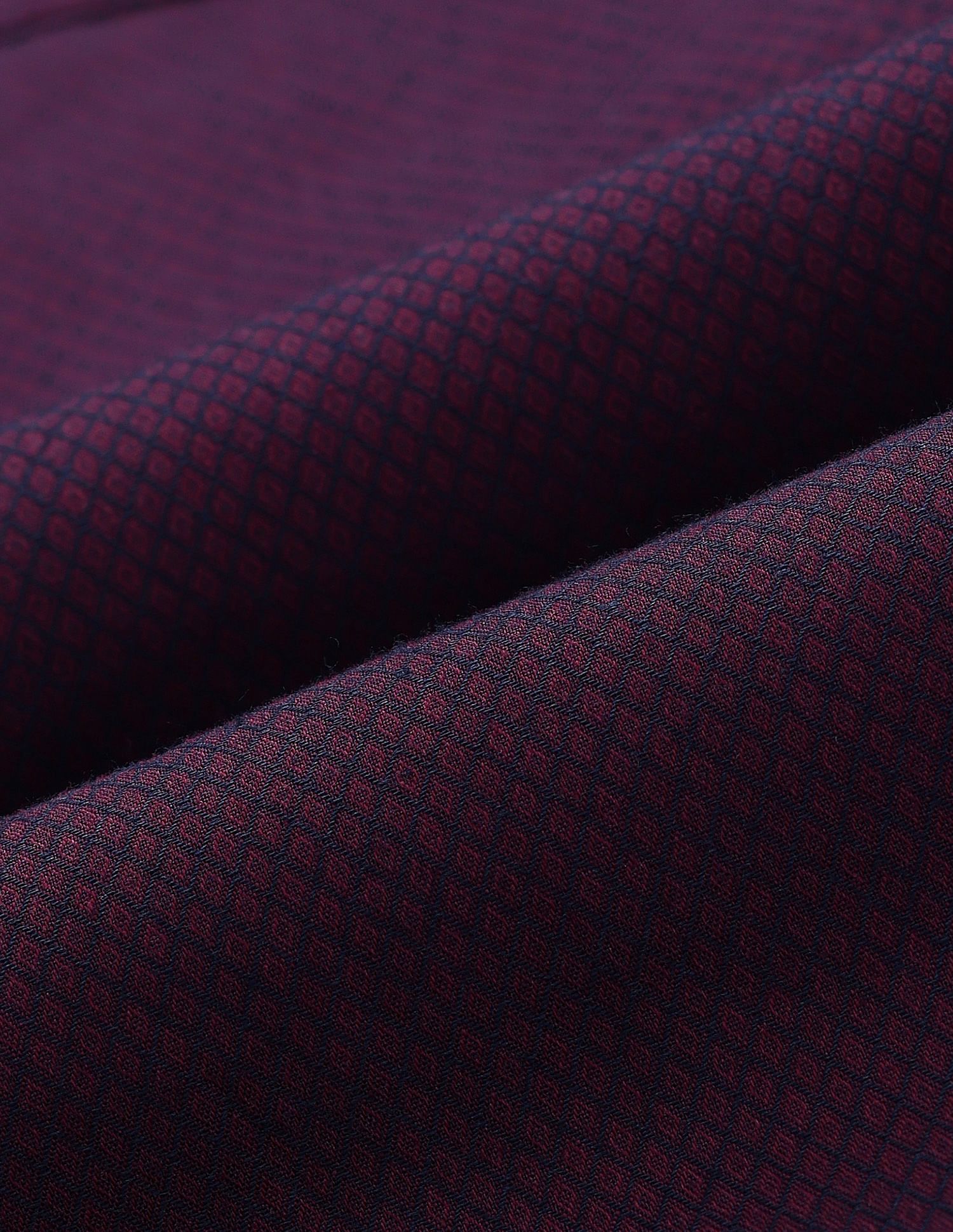 Arrow Manhattan Slim Fit Solid Shirt
