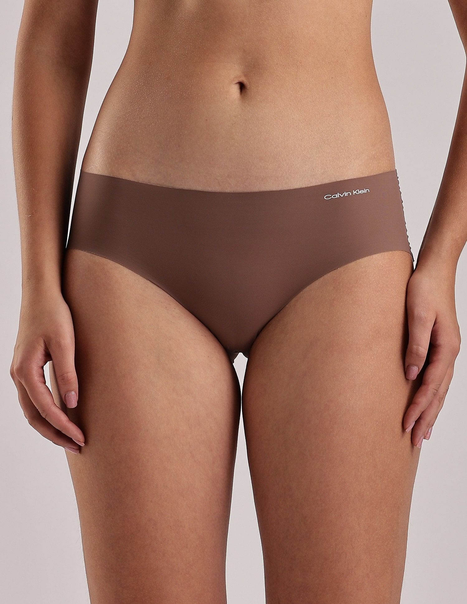 Calvin Klein Underwear Solid Mid Rise Seamless Panty - Pack Of 4