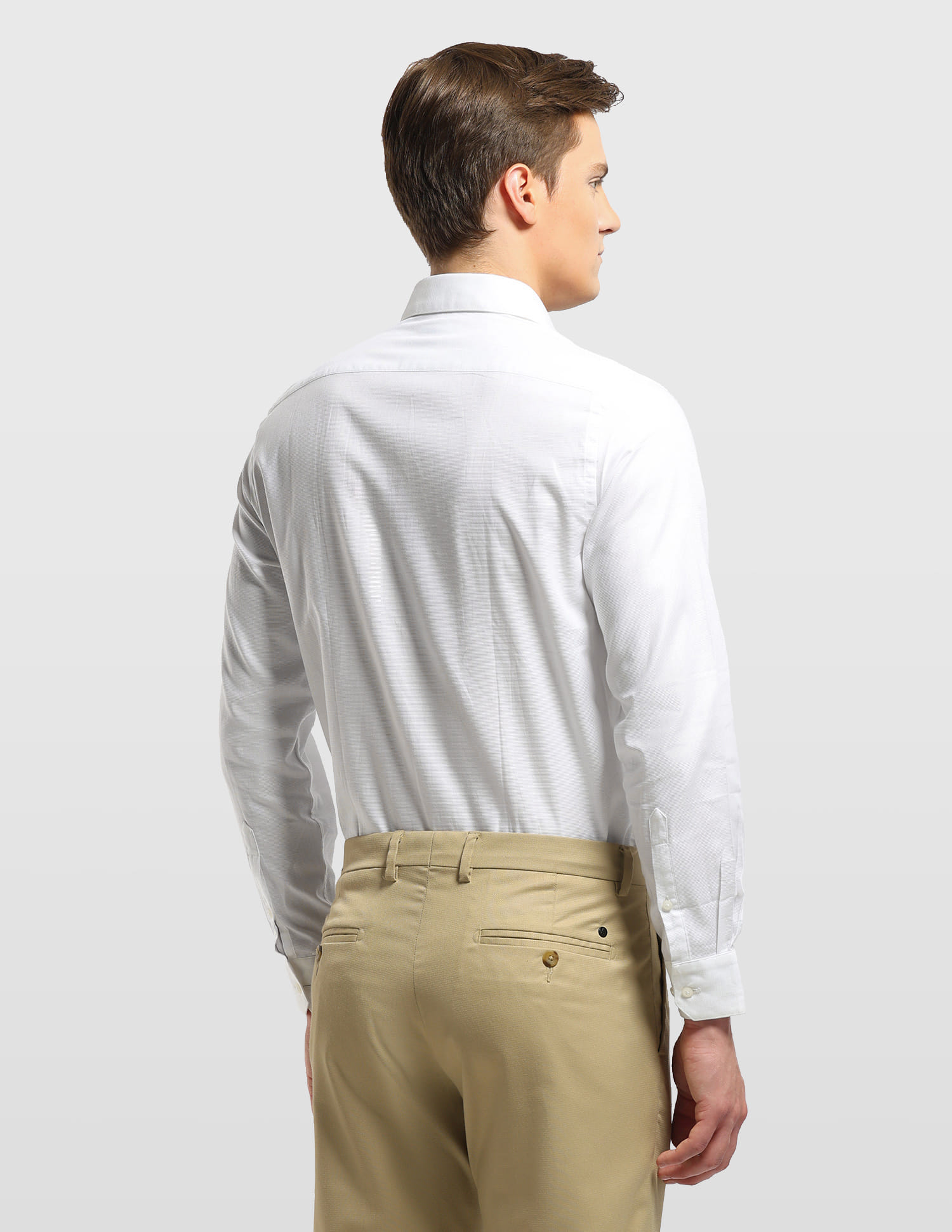 Buy Arrow Classic Regular Fit Solid Shirt - NNNOW.com