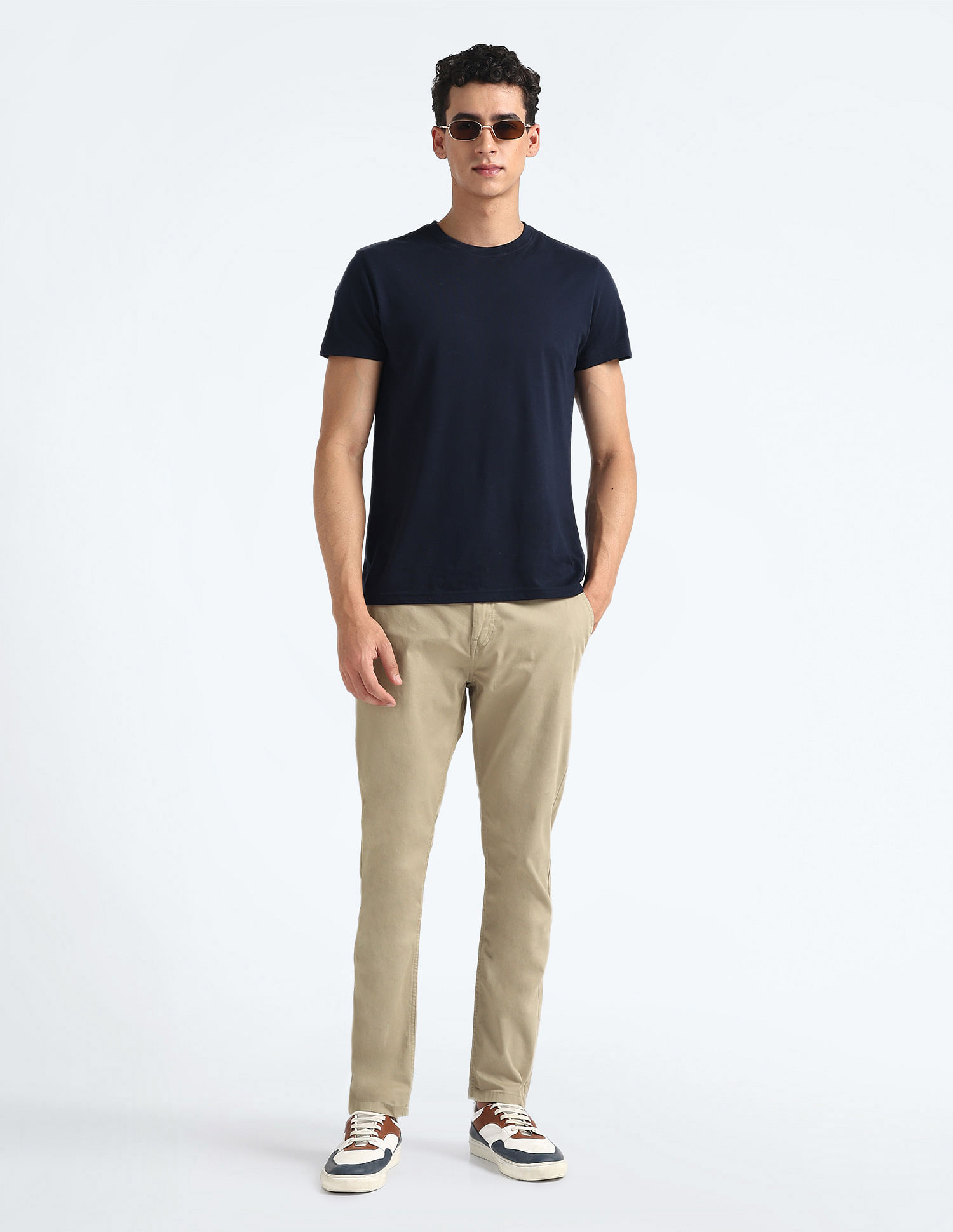 Flying Machine Slash Slim Tapered Fit Solid Chinos