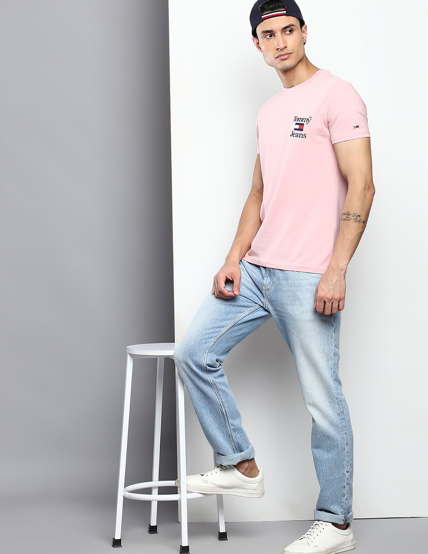 Tommy Hilfiger Silicone HD Chest Logo Slim Fit T-Shirt