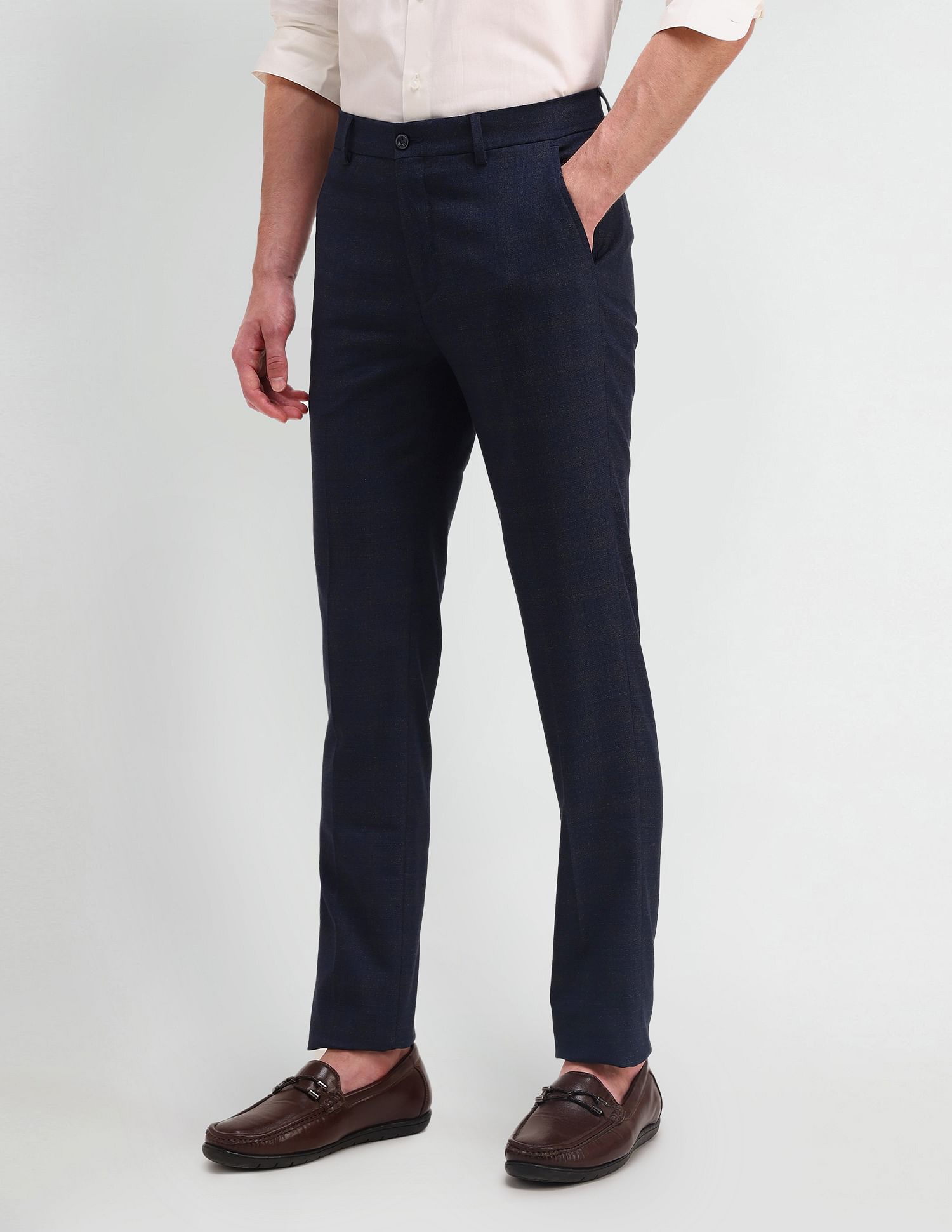 Arrow Newyork Solid Dobby Slim Fit Trousers