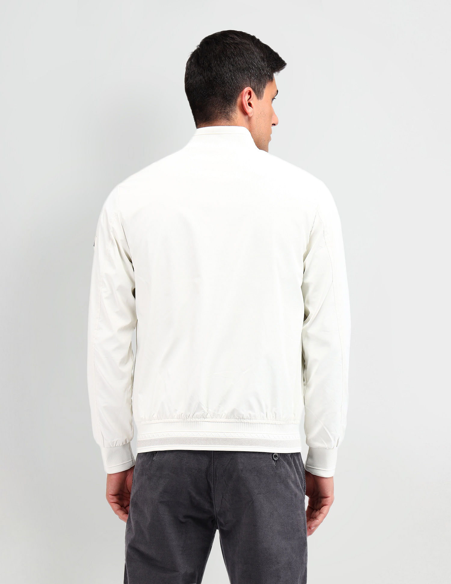 Arrow Sport Solid Regular Fit Wind Cheater
