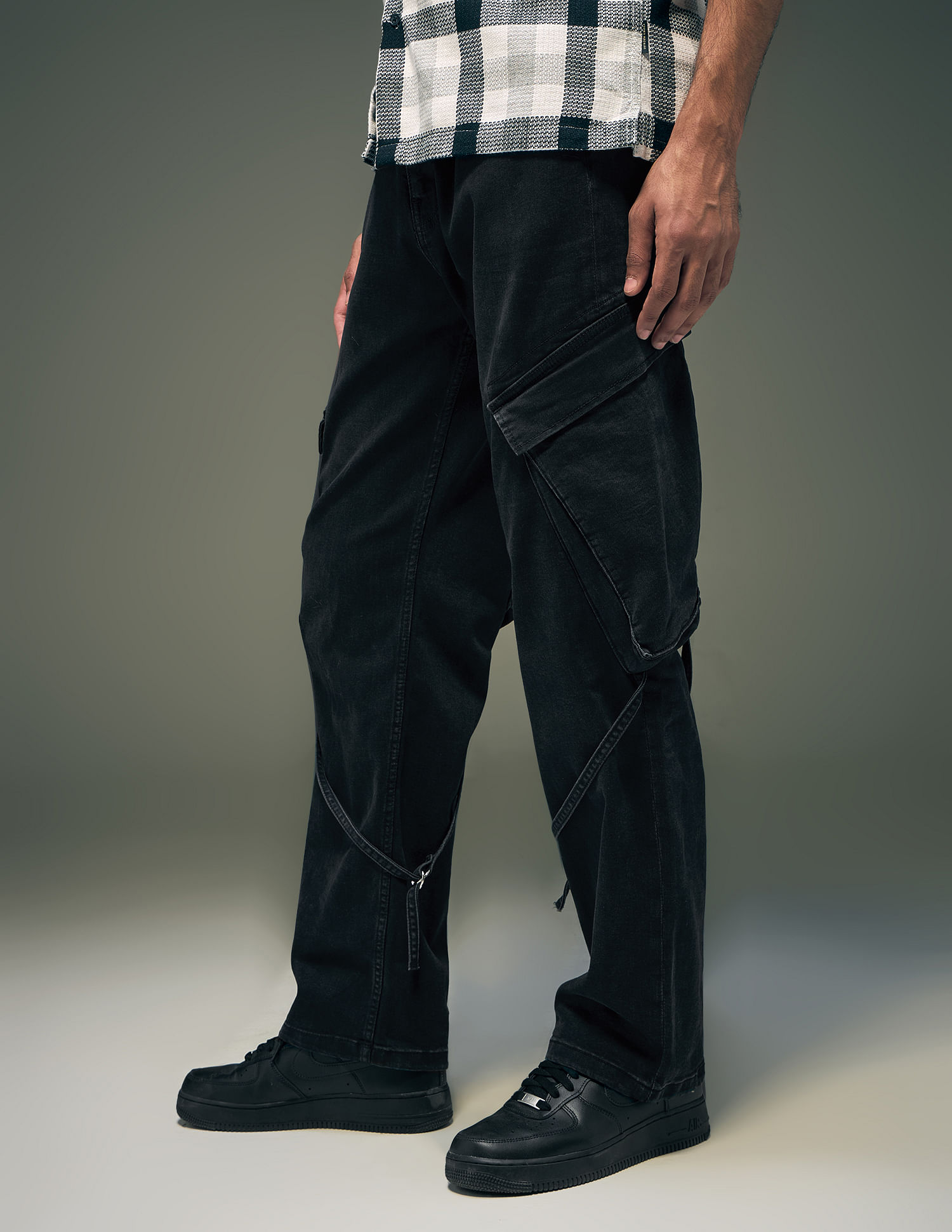Flying Machine Cobain Loose Fit Black Jeans