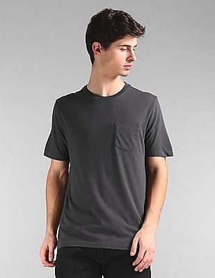 gap mens pocket t shirt