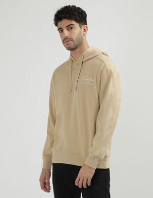 Buy Tommy Hilfiger Relaxed Hooded Sweatshirt - NNNOW.com