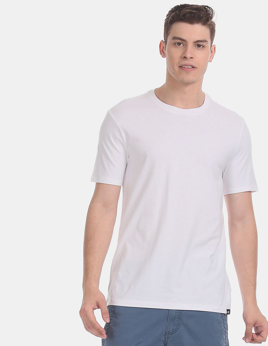 GAP White Solid Crew Neck T-Shirt