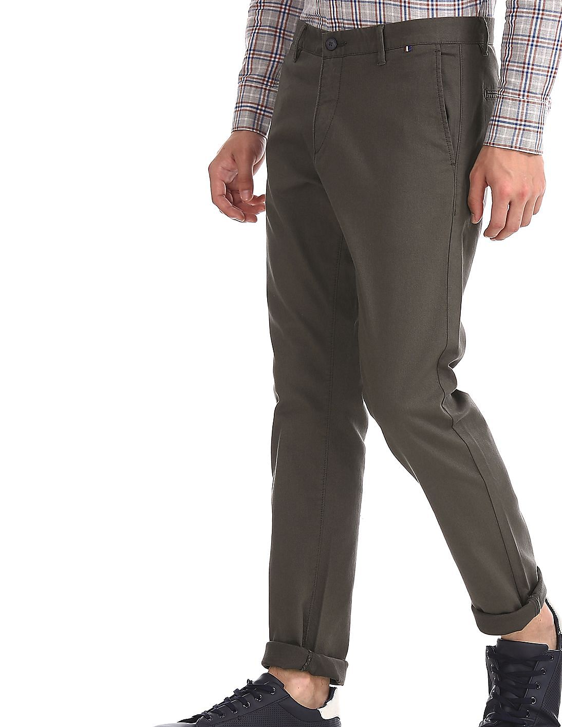 Buy Men Green Austin Trim Regular Fit Solid Trousers online at NNNOW.com