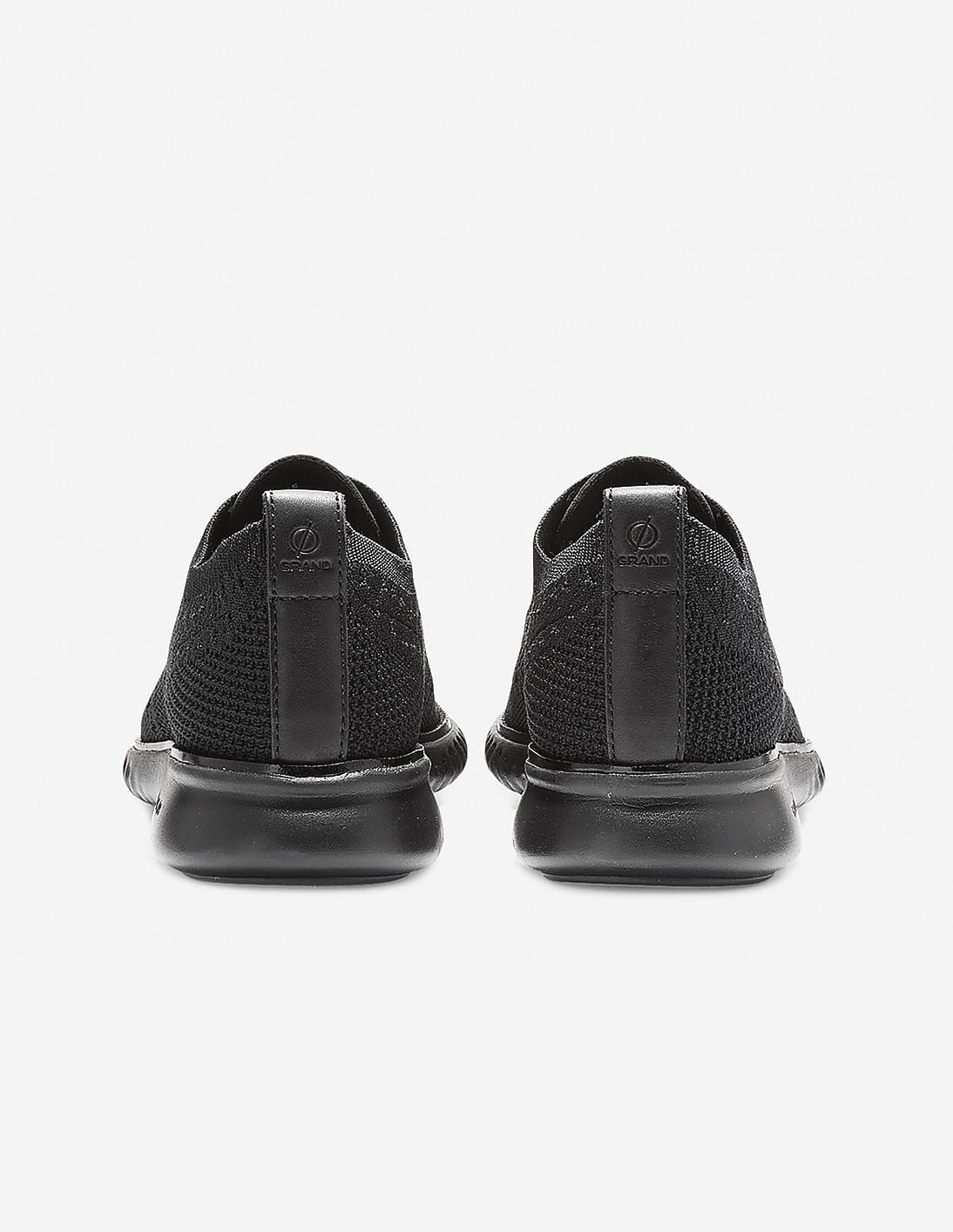 Buy Cole Haan Men Black 2.ZERØGRAND Wingtip Oxford - NNNOW.com