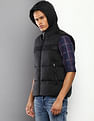 Tommy Hilfiger Men Black Sleeveless High Loft Padded Jacket