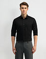 Arrow Cutaway Collar Dobby Shirt